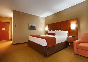 Best Western Plus Finger Lakes Inn & Suites hotel thumbnail 8