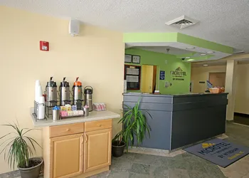 Microtel Inn & Suites by Wyndham Statesville hotel thumbnail 5