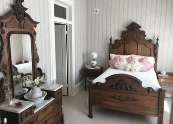 Corner George Inn Bed & Breakfast hotel thumbnail 2