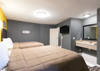 Cozy Rest Motel hotel thumbnail 8