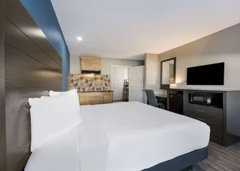SureStay Hotel by Best Western Spring North Houston hotel thumbnail 6