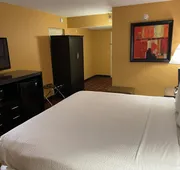 Ramada by Wyndham Rochelle Park Near Paramus hotel detail image 5