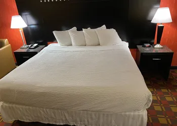 Ramada by Wyndham Rochelle Park Near Paramus hotel thumbnail 7