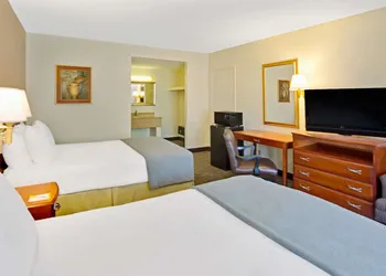 Days Inn by Wyndham Silver Spring hotel thumbnail 7
