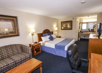 Downtowner Inn and Suites Hobby hotel thumbnail 5
