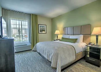 Candlewood Suites Columbus - Grove City by IHG hotel thumbnail 7