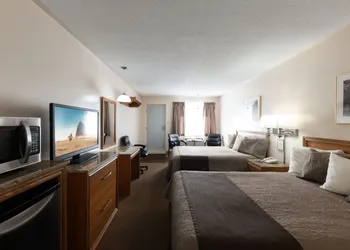 Newmarket Inn hotel thumbnail 7