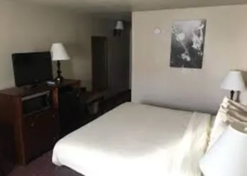 Territorial Inn - Guthrie hotel thumbnail 4