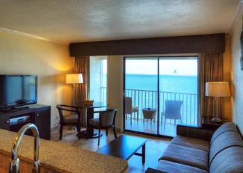 Sailport Waterfront Suites hotel thumbnail 4