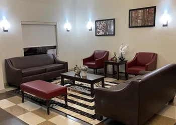 Red Roof Inn & Suites Detroit-Melvindale/ Dearborn hotel thumbnail 2