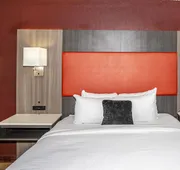 Countryside Suites Kansas City Independence I-70E Sports Complex Hotel hotel detail image 3
