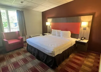 Countryside Suites Kansas City Independence I-70E Sports Complex Hotel hotel thumbnail 5