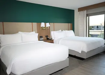 Holiday Inn St. Louis Fairview Heights by IHG hotel thumbnail 7