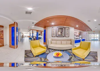 Holiday Inn Express Hotel & Suites Pauls Valley by IHG hotel thumbnail 2