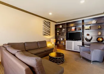 Best Western Plus Miami Airport North Hotel & Suites hotel thumbnail 2