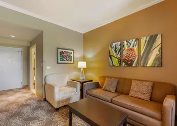 Best Western Plus Miami Airport North Hotel & Suites hotel thumbnail 6