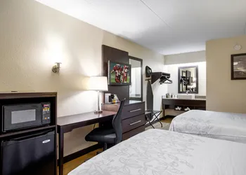 Red Roof Inn PLUS+ Statesville hotel thumbnail 6