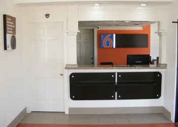 Motel 6 Fort Worth, TX - White Settlement hotel thumbnail 7
