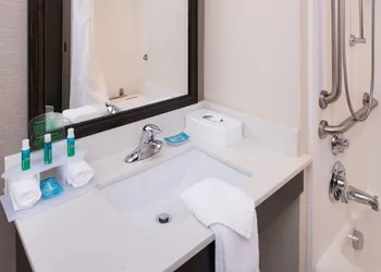 Holiday Inn Express & Suites Monroe by IHG hotel thumbnail 4