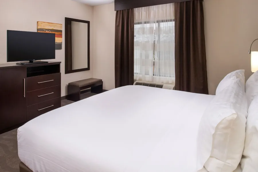 Holiday Inn Express & Suites Monroe by IHG hotel detail image 6