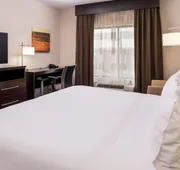 Holiday Inn Express & Suites Monroe by IHG hotel detail image 7