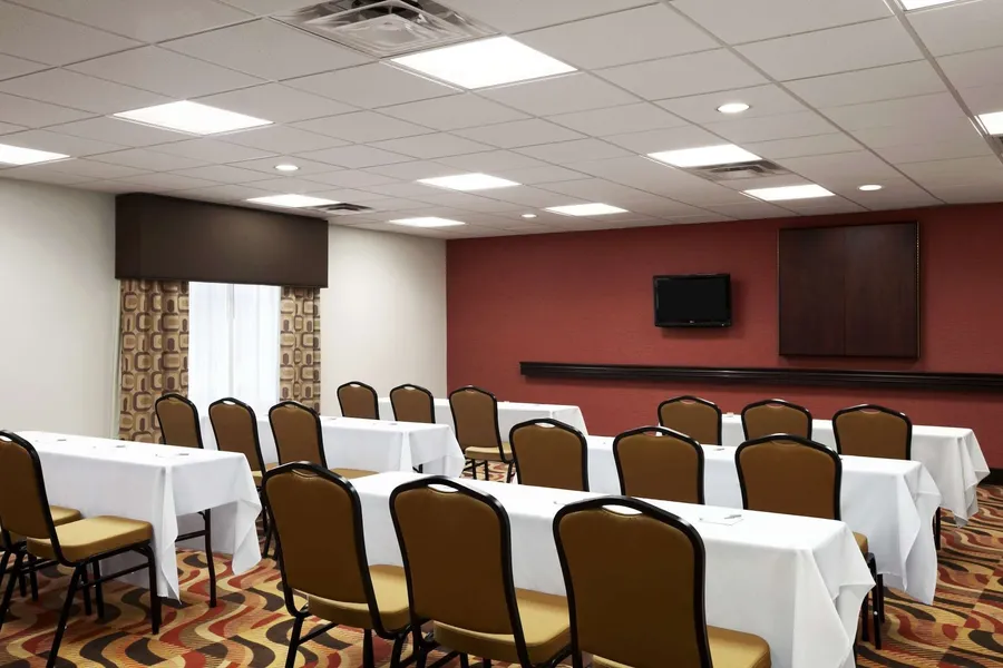 Hampton Inn & Suites Conroe - I-45 North hotel detail image 2