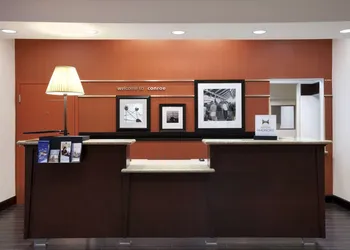 Hampton Inn & Suites Conroe - I-45 North hotel thumbnail 4