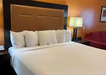 Best Western Plus Zion West Hotel hotel thumbnail 3