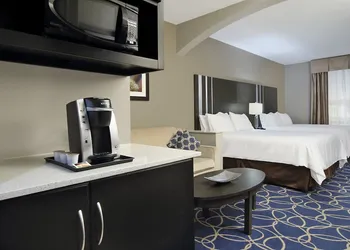 Holiday Inn Express & Suites Houston North - IAH Area by IHG hotel thumbnail 8