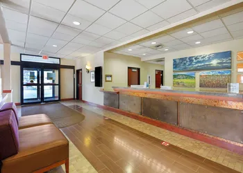 Best Western Golden Prairie Inn & Suites hotel thumbnail 2