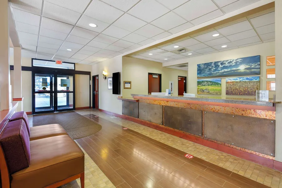 Best Western Golden Prairie Inn & Suites hotel detail image 2