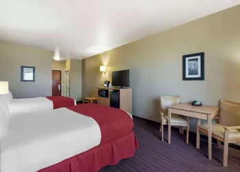 Best Western Golden Prairie Inn & Suites hotel thumbnail 5