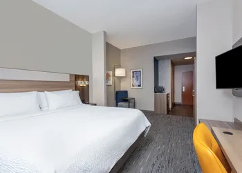 Holiday Inn Express & Suites Lantana by IHG hotel thumbnail 8