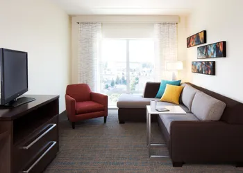 Residence Inn by Marriott Calgary South hotel thumbnail 3