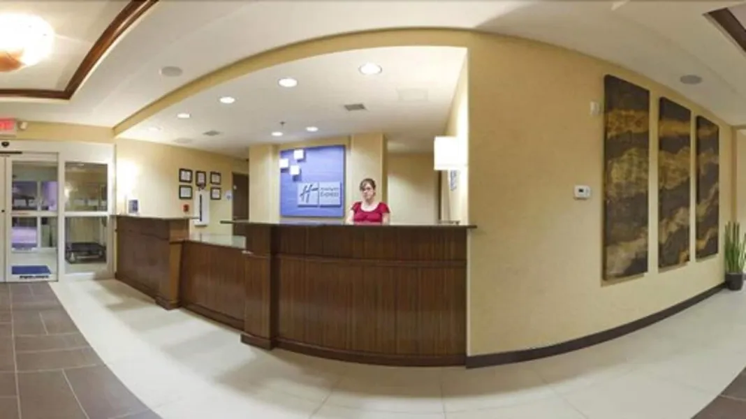 Holiday Inn Express Hotel & Suites LAMAR by IHG hotel detail image 2
