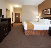 Holiday Inn Express Hotel & Suites LAMAR by IHG hotel detail image 4