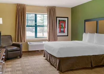Extended Stay America Select Suites - St. Louis - O' Fallon, IL hotel thumbnail 6