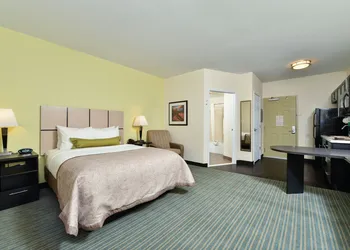 Candlewood Suites Monahans by IHG hotel thumbnail 3