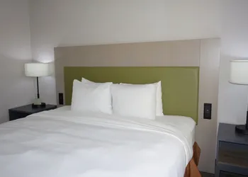 Country Inn & Suites by Radisson, Round Rock, TX hotel thumbnail 3