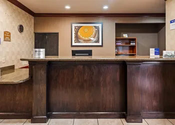 Best Western Plus Memorial Inn & Suites hotel thumbnail 3