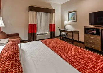 Best Western Plus Memorial Inn & Suites hotel thumbnail 6