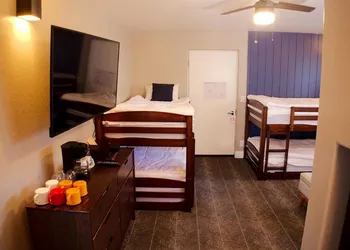 The Inn at Boatworks hotel thumbnail 3