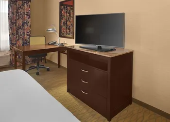 Hilton Garden Inn Akron hotel thumbnail 8
