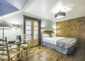 Auberge du Lac Taureau hotel thumbnail 7