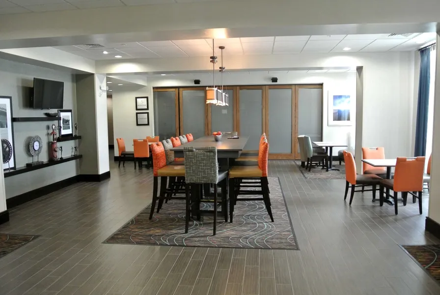 Hampton Inn Carrizo Springs hotel detail image 2