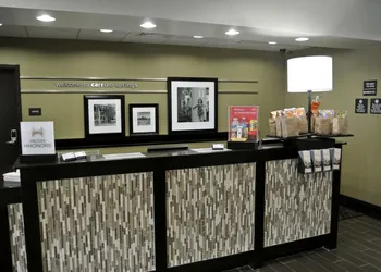 Hampton Inn Carrizo Springs hotel thumbnail 7