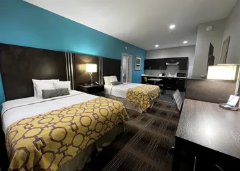 Baymont by Wyndham Bryan College Station hotel thumbnail 2