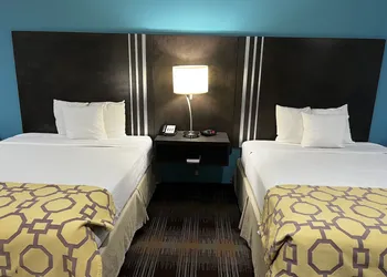 Baymont by Wyndham Bryan College Station hotel thumbnail 7
