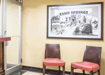 Super 8 by Wyndham Camp Springs/Andrews AFB DC Area hotel thumbnail 3
