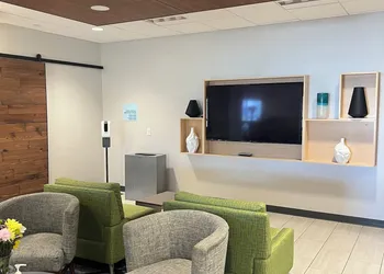 Holiday Inn Express Hotel & Suites Beatrice by IHG hotel thumbnail 6